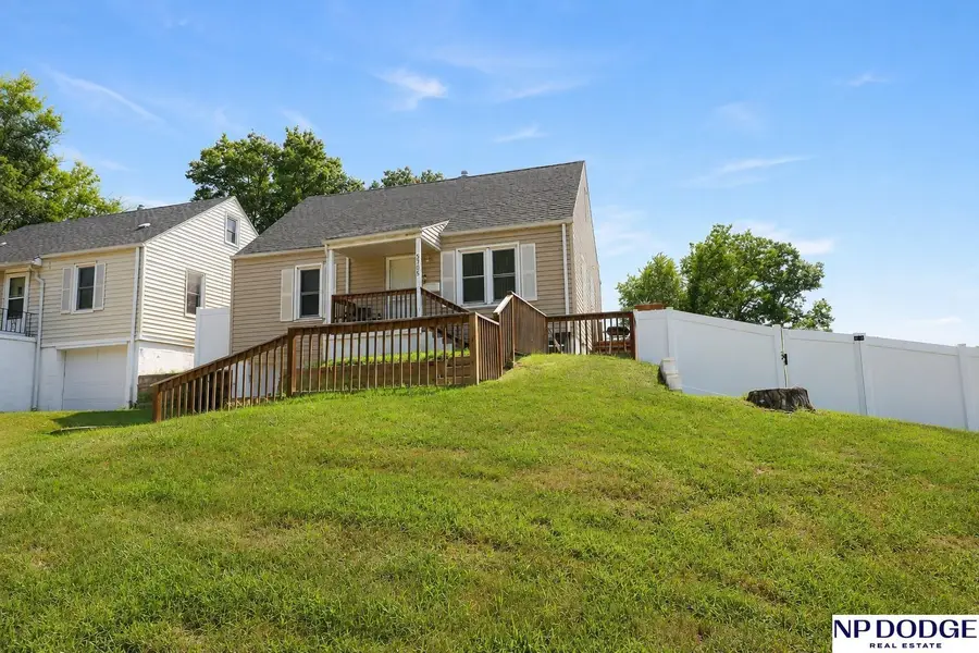 3705 N 40th Street, Omaha, NE 68111 - #3