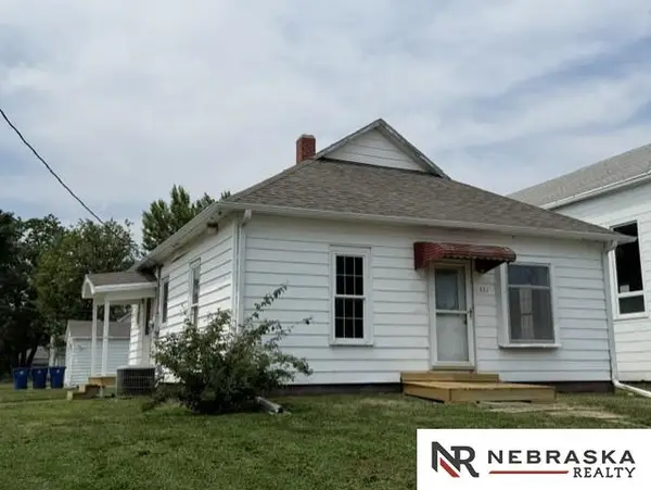 221 S Main Street, Friend, NE 68359