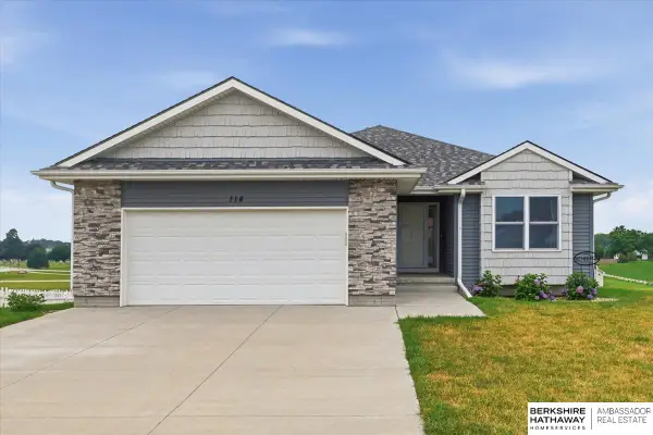 114 Wiilow Cirlce Circle, Shelby, IA 51570