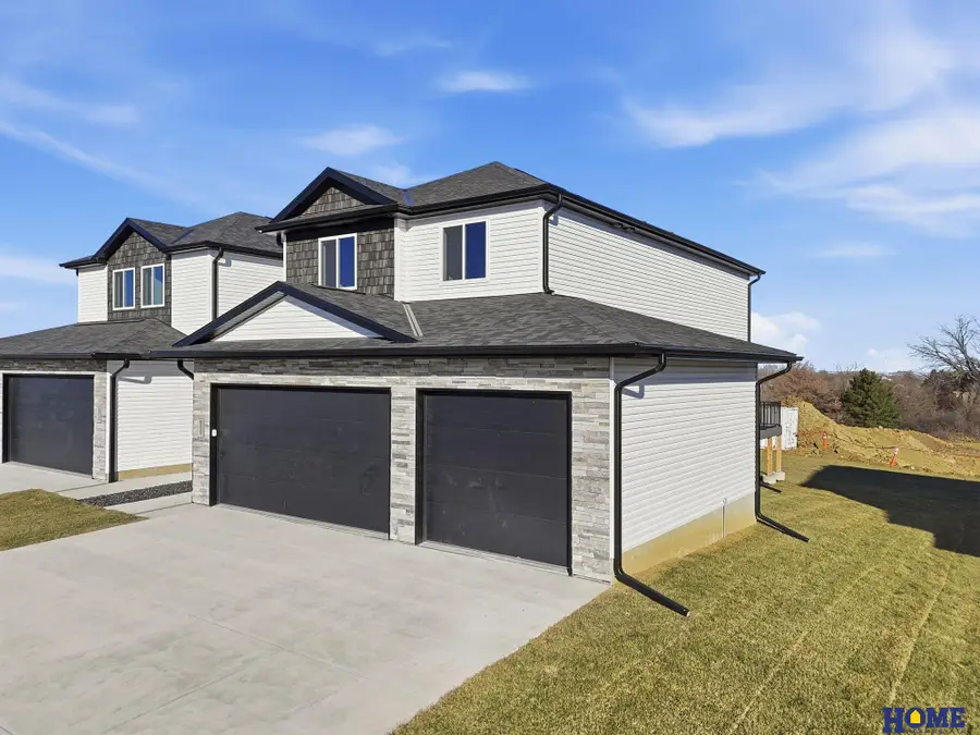 8920 Peregrine Road, Lincoln, NE 68505 - #3