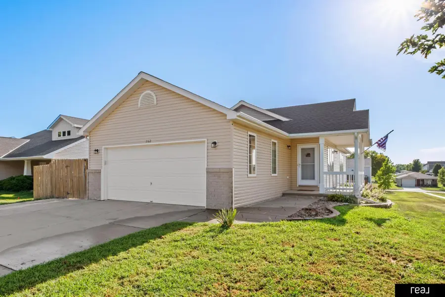 262 N 28th Street, Ashland, NE 68003 - #2