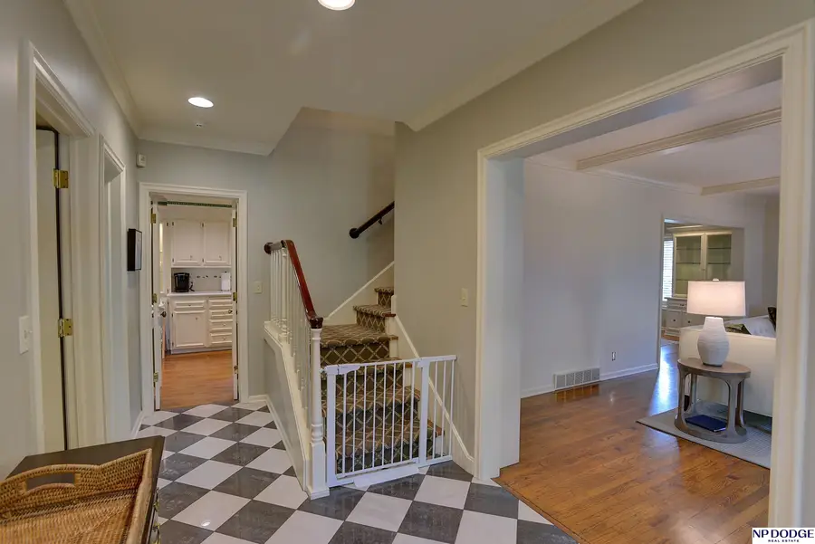 8910 Douglas Court, Omaha, NE 68114 - #3