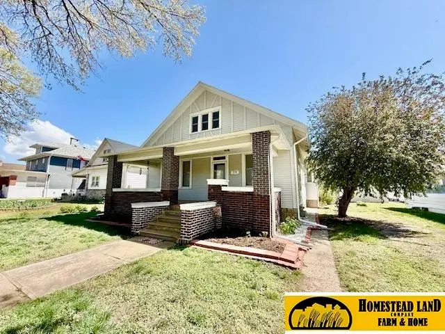 814 5th Street, Fairbury, NE 68352 - #3