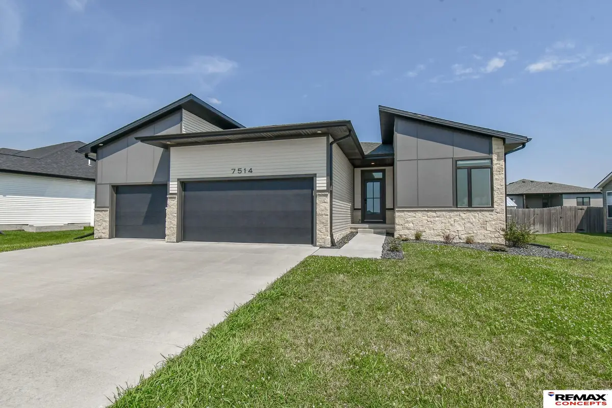 7514 Augustine Avenue, Lincoln, NE 68516 - #1