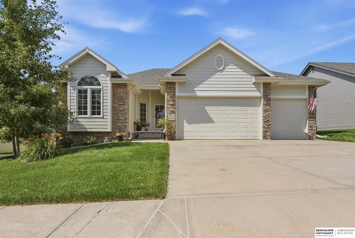 7120 N 146th Street, Bennington, NE 68007 - #1