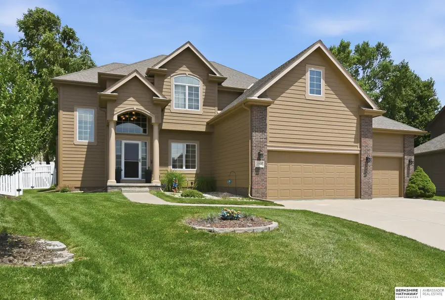 10058 Shannon Road, La Vista, NE 68128 - #2