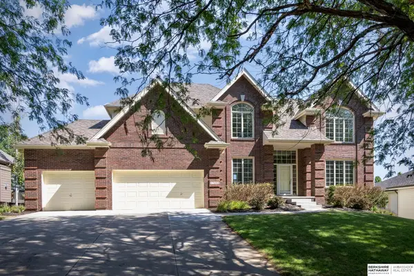 17068 Harney Street, Omaha, NE 68118
