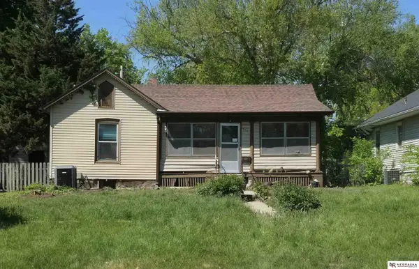 936 Rose Street, Lincoln, NE 68502