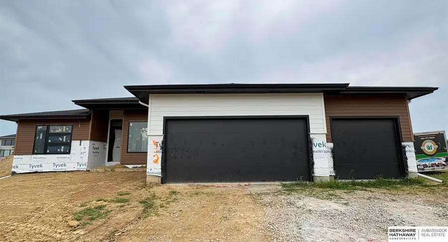 3652 S 218th Avenue, Elkhorn, NE 68022 - #2
