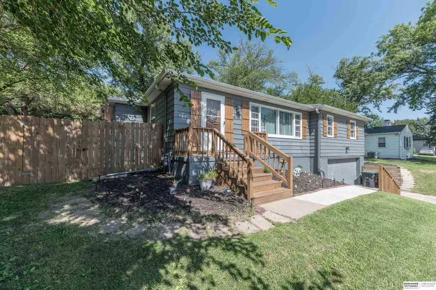 322 S 84th Street, Omaha, NE 68114 - #2