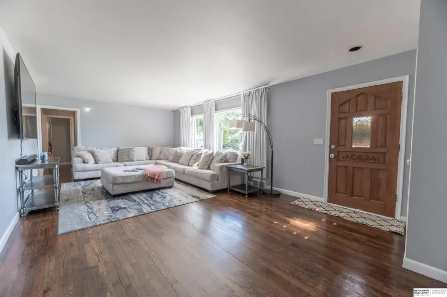 322 S 84th Street, Omaha, NE 68114 - #3