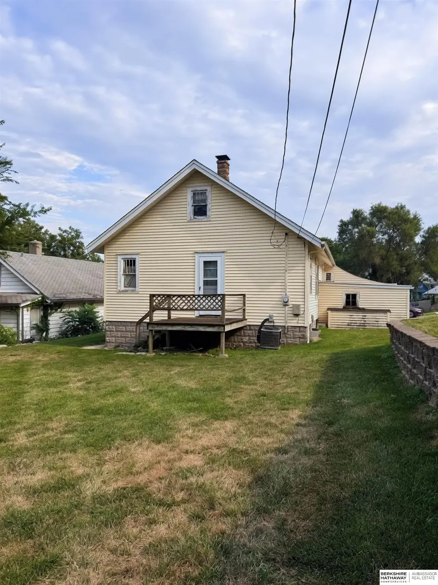 5020 Binney Street, Omaha, NE 68104 - #2