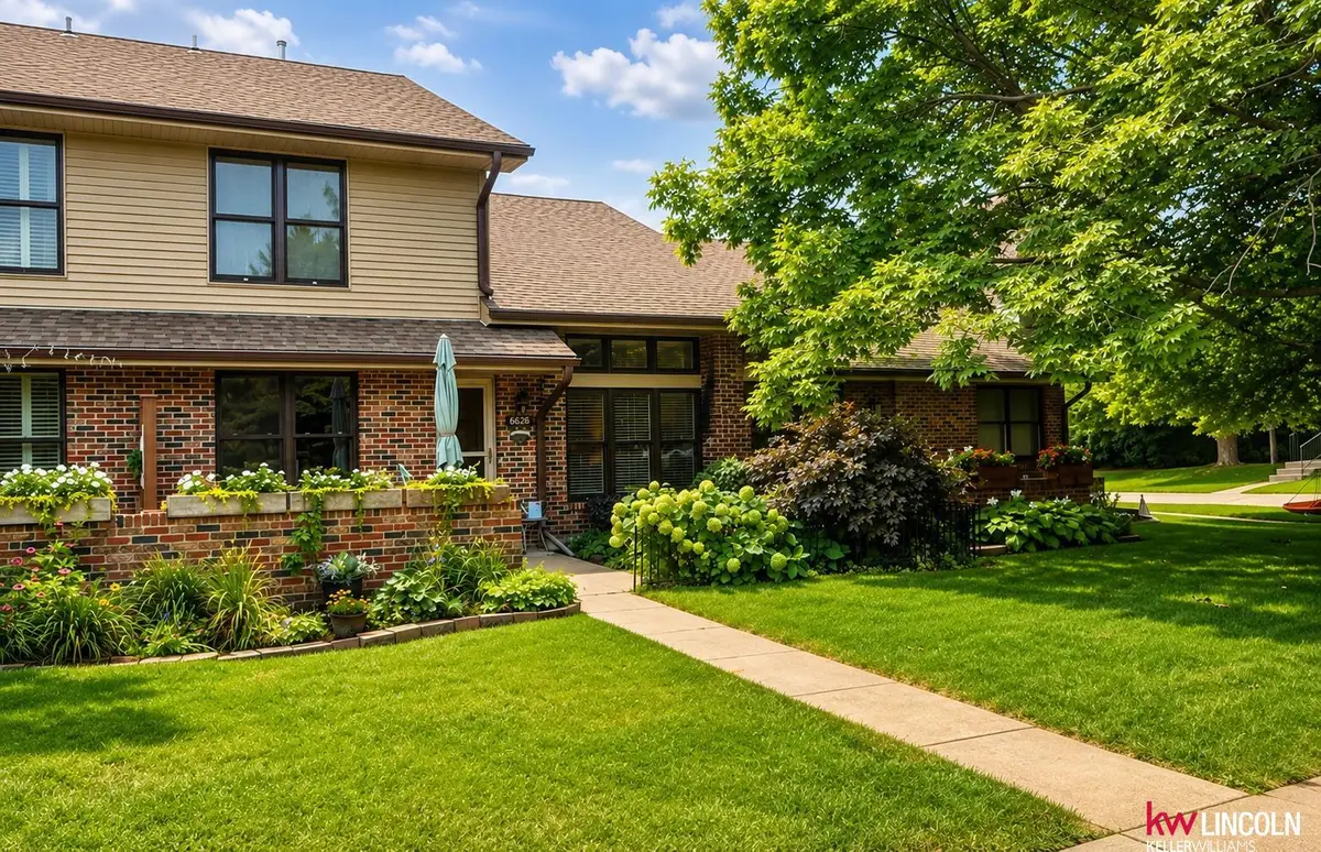 6626 Shenandoah Court, Lincoln, NE 68510 - #1