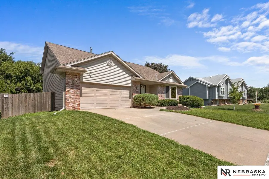 8924 N 83rd Avenue, Omaha, NE 68122 - #2