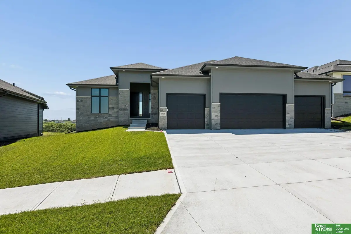 5606 N 198th Street, Elkhorn, NE 68022 - #1