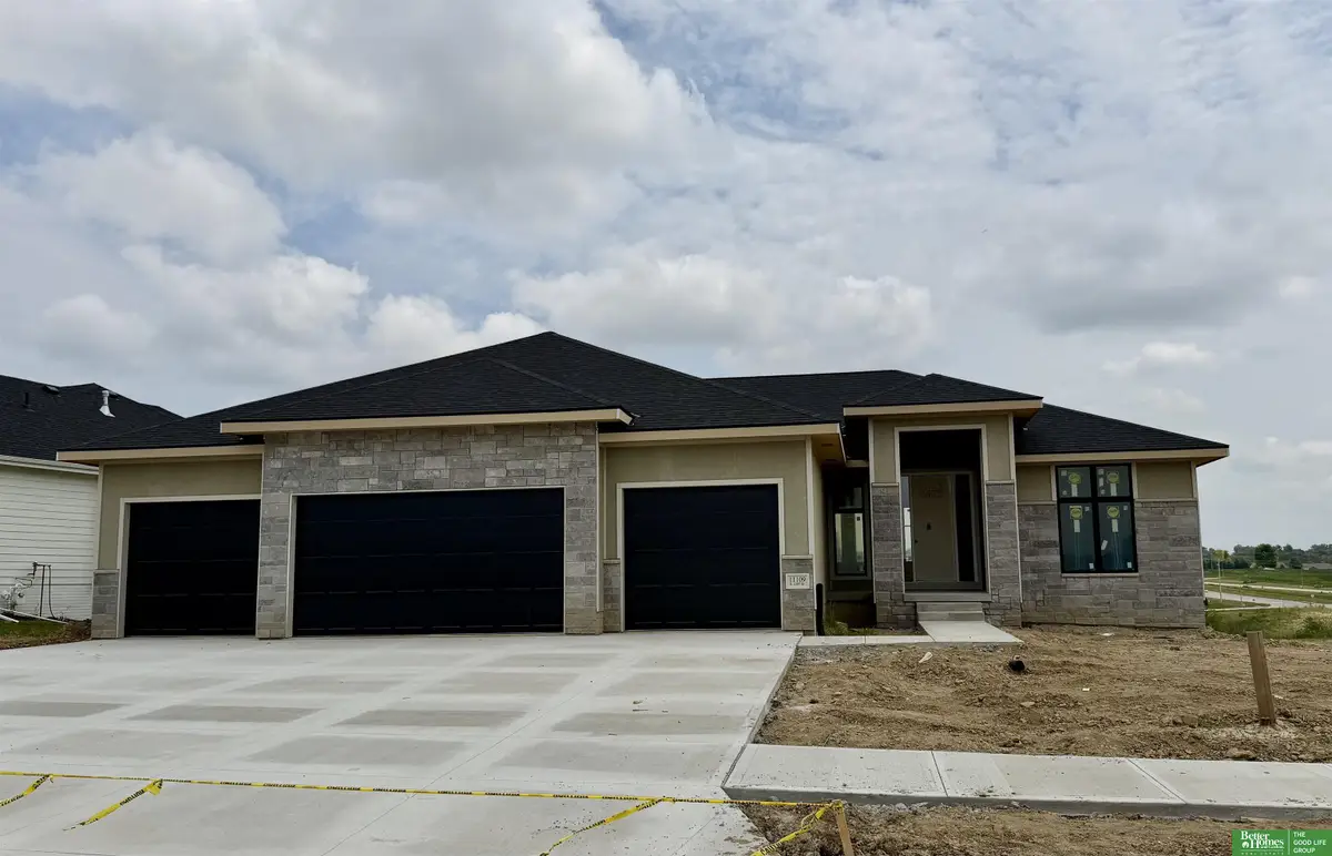 11109 S 220th Street, Gretna, NE 68028 - #1