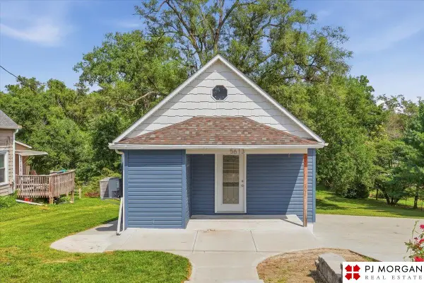 5613 S 48th Street, Omaha, NE 68117