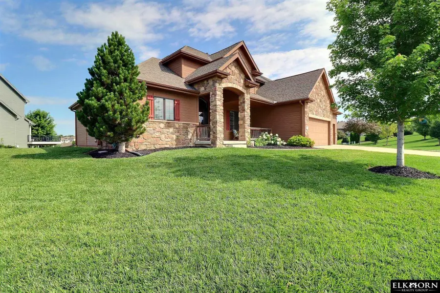 18954 Pratt Street, Elkhorn, NE 68022 - #2