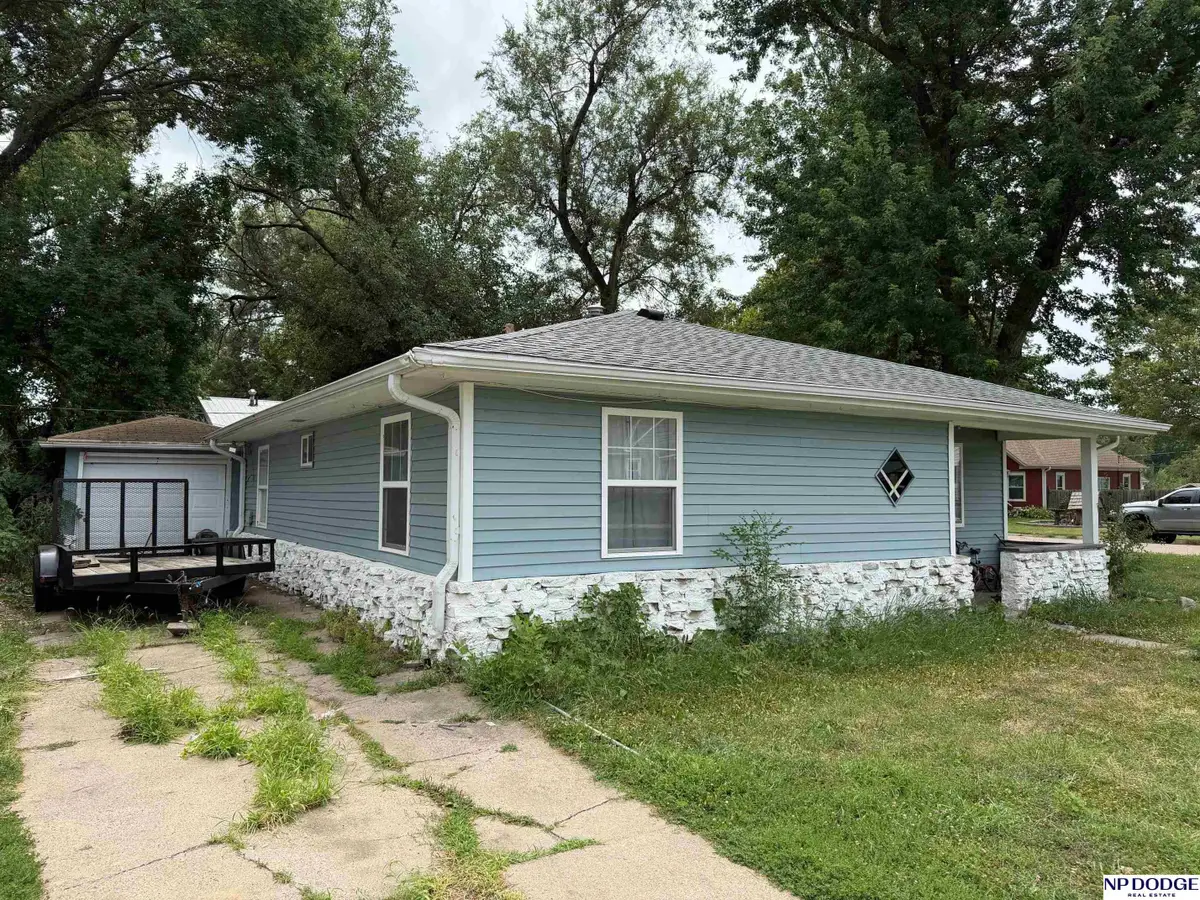 939 W Linden Avenue, Fremont, NE 68025 - #1