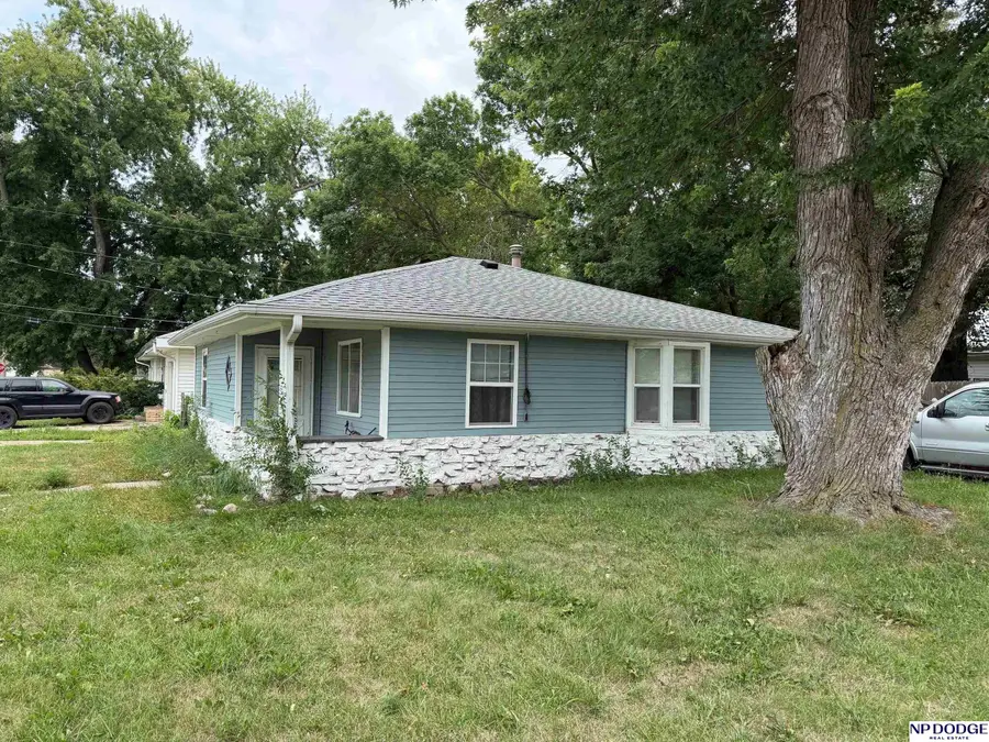 939 W Linden Avenue, Fremont, NE 68025 - #2