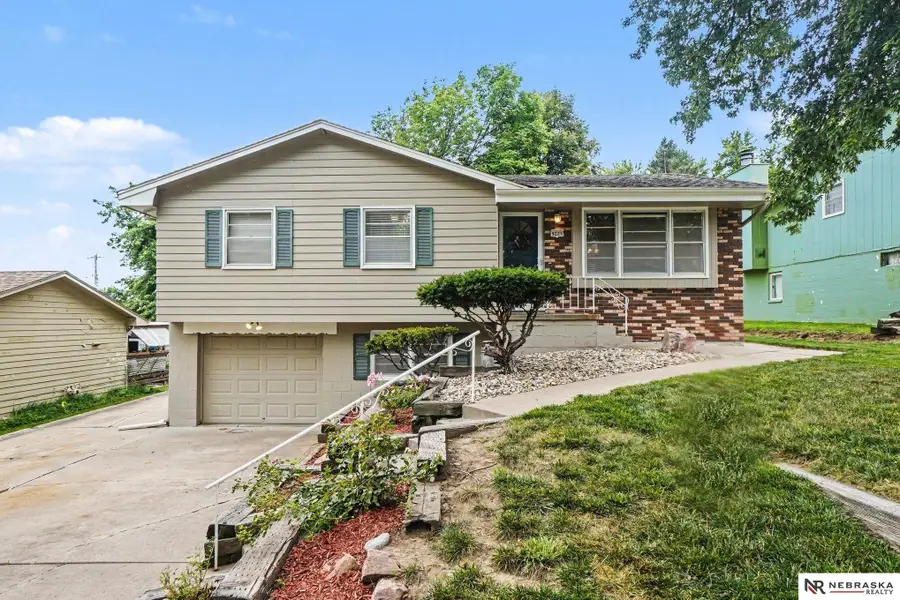 9225 Spaulding Street, Omaha, NE 68134 - #2