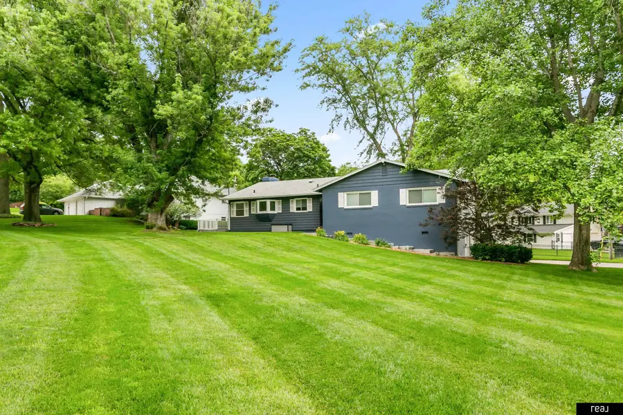 2135 Mullen Road, Omaha, NE 68124 - #2