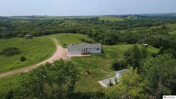 70565 Highway 15, Fairbury, NE 68352
