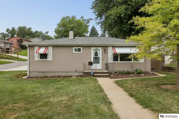 7202 Northridge Drive, Omaha, NE 68112