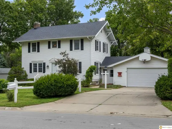 340 S 52nd Street, Lincoln, NE 68510