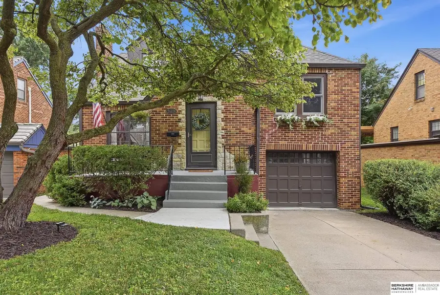 5123 Lake Street, Omaha, NE 68104 - #2