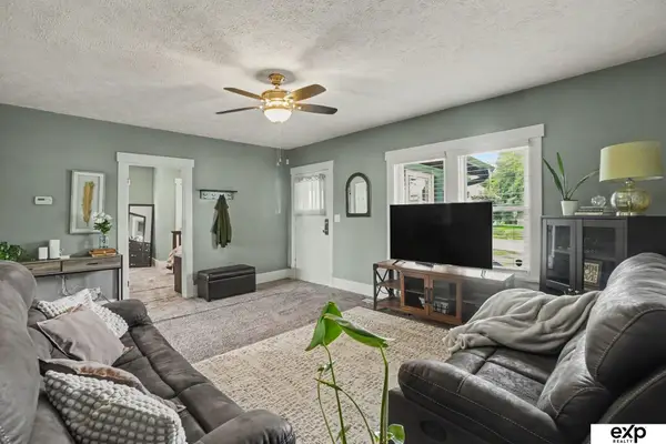 3027 Arcadia Avenue, Omaha, NE 68111