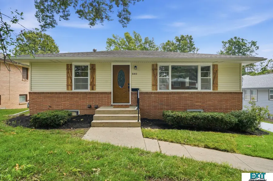 840 S 45th Street, Lincoln, NE 68510 - #2