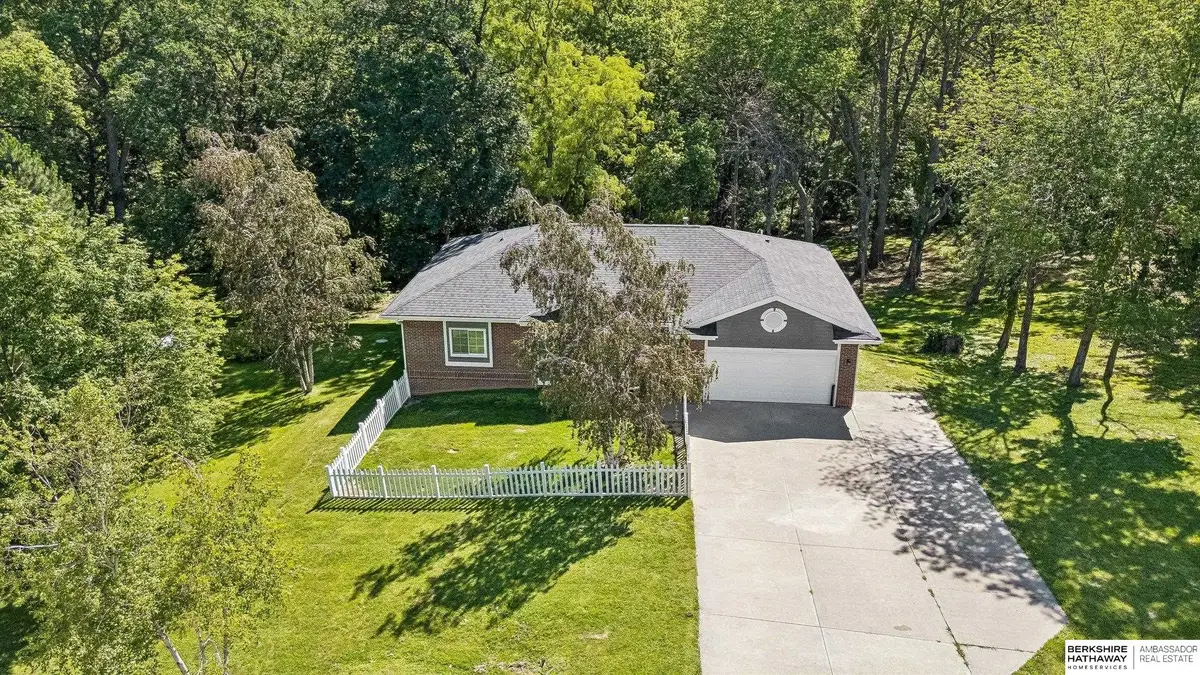 54971 Emerald Lane, Glenwood, IA 51534 - #1