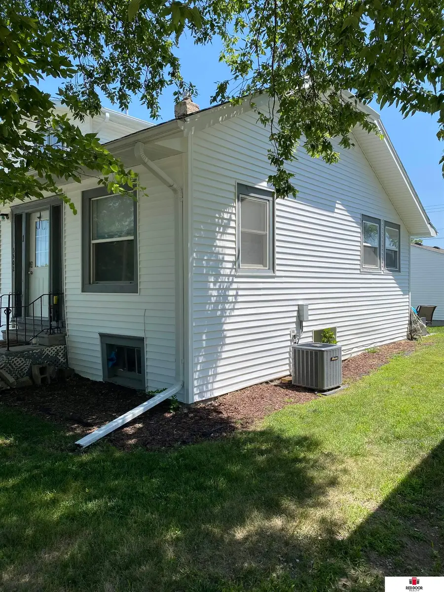 3502 S 51 Street, Lincoln, NE 68516 - #3