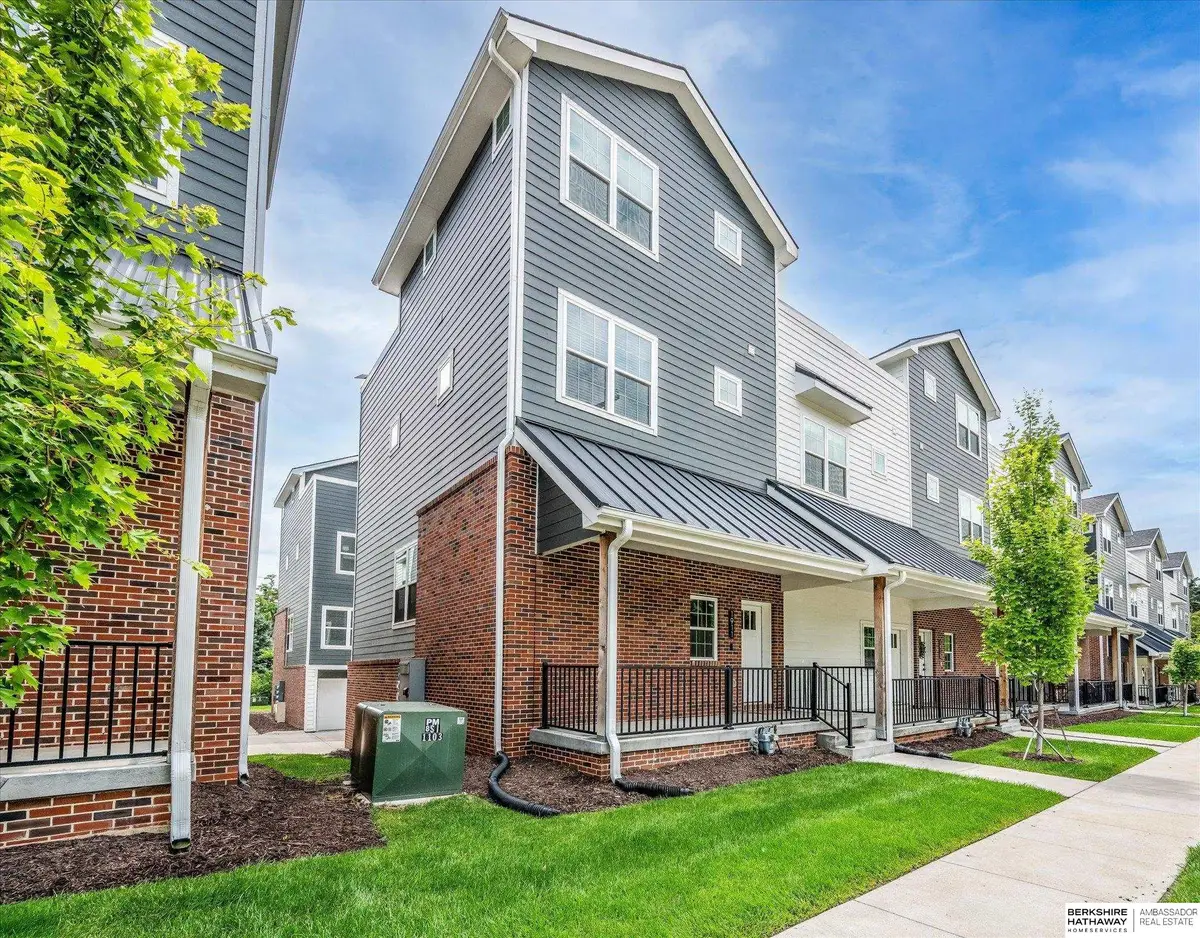 1911 S 7th Street, Omaha, NE 68101 - #1