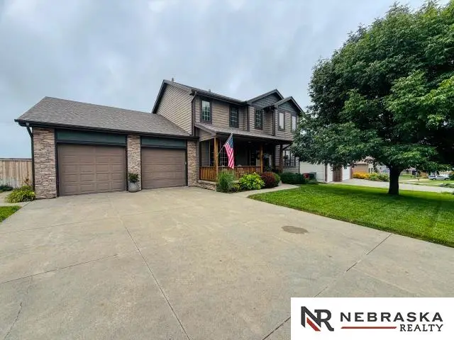 10708 S 214th Street, Gretna, NE 68028 - #2