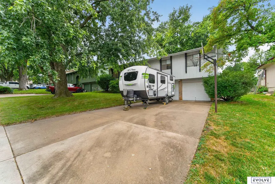 5064 S 106th Avenue, Omaha, NE 68127 - #2