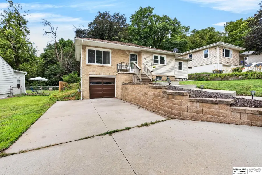 39 Happy Hollow Boulevard, Council Bluffs, IA 51503 - #2