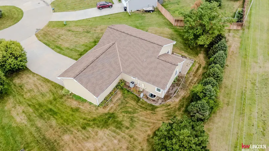 118 Snow Valley Circle, Palmyra, NE 68418 - #2