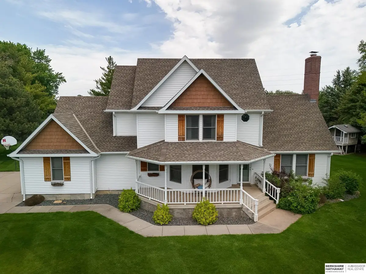 6469 Country Club Drive, Columbus, NE 68601 - #1