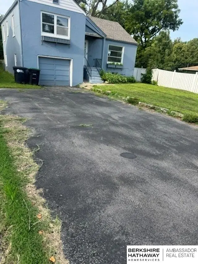 2523 Sharon Drive, Omaha, NE 68112 - #2