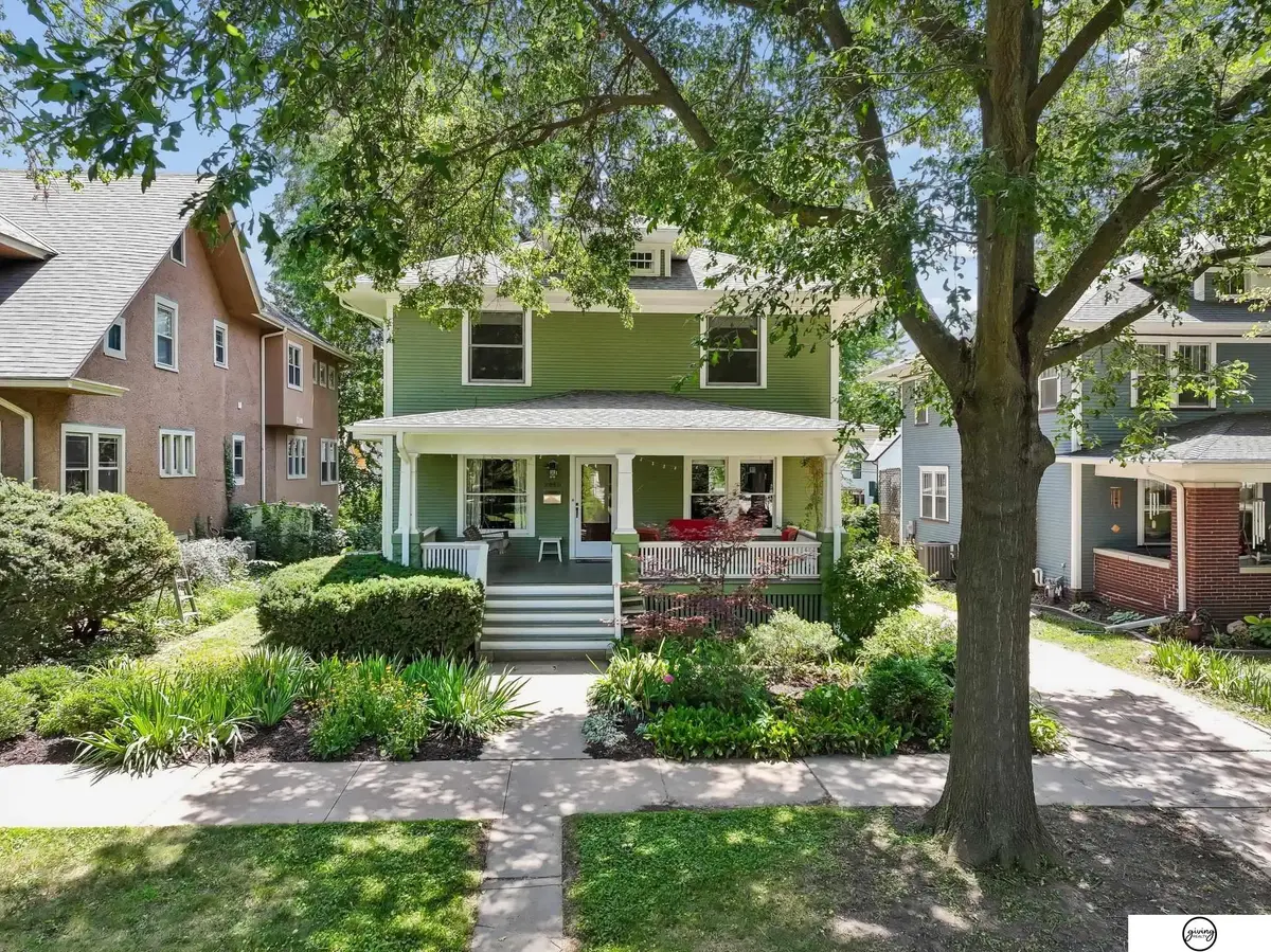 2445 Park Avenue, Lincoln, NE 68502 - #1