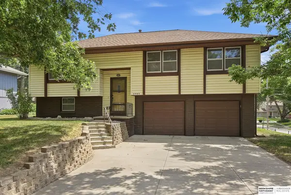 4905 Terrace Drive, Omaha, NE 68134