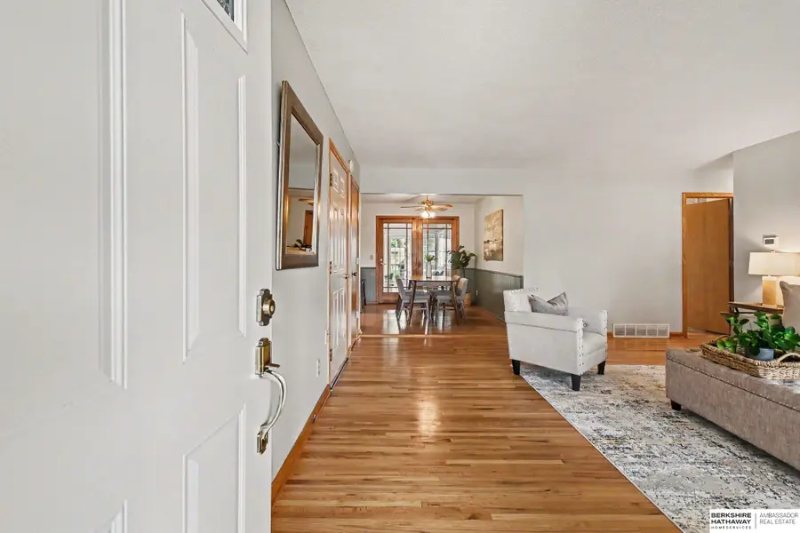 9142 Manderson Street, Omaha, NE 68134 - #2