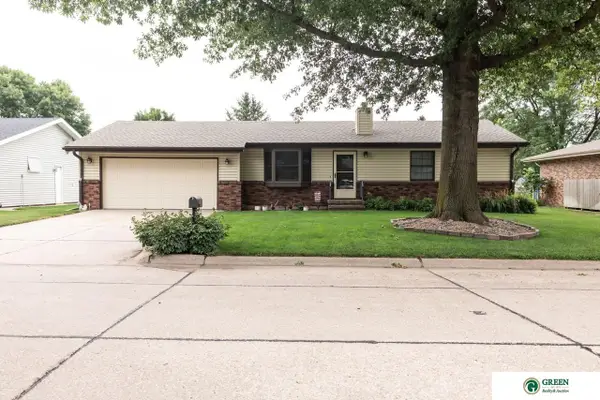 129 S Michigan Avenue, York, NE 68467