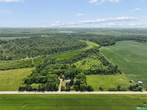 2069 County Road H Boulevard, Hooper, NE 68031