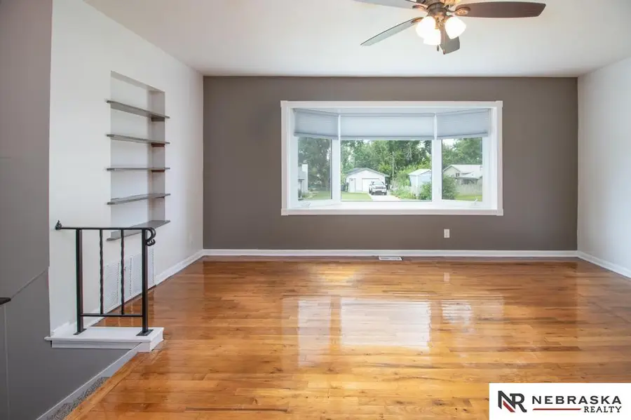 6611 N 75th Street, Omaha, NE 68122 - #3
