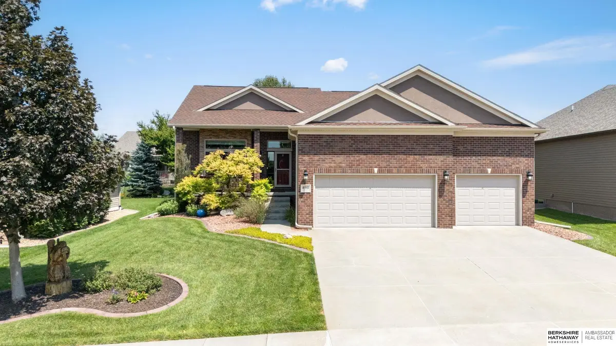 8910 S 28 Street, Lincoln, NE 68516 - #1