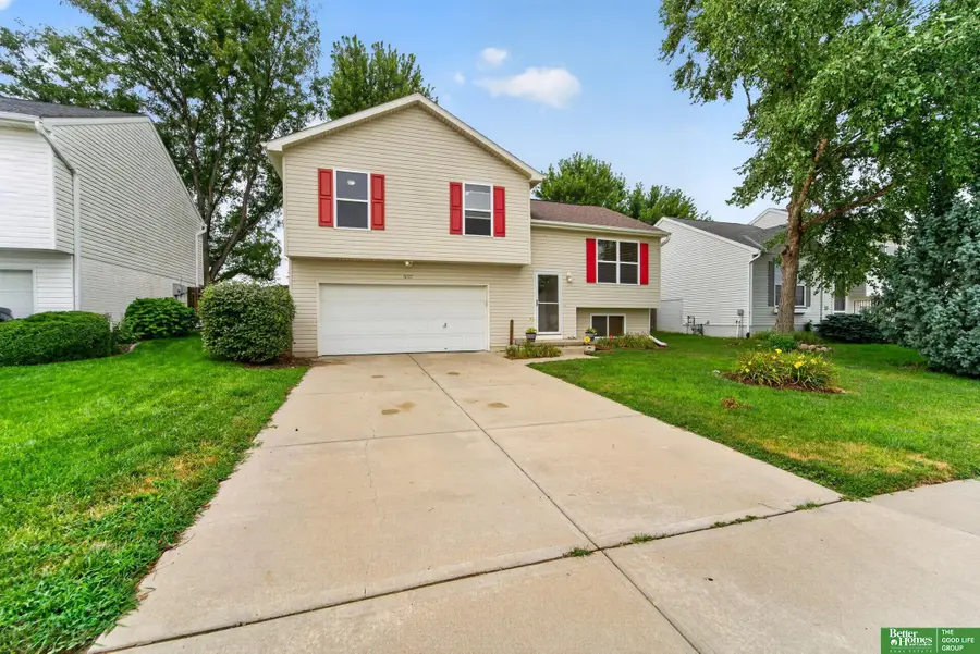 8012 S 161st Terrace, Omaha, NE 68136 - #2