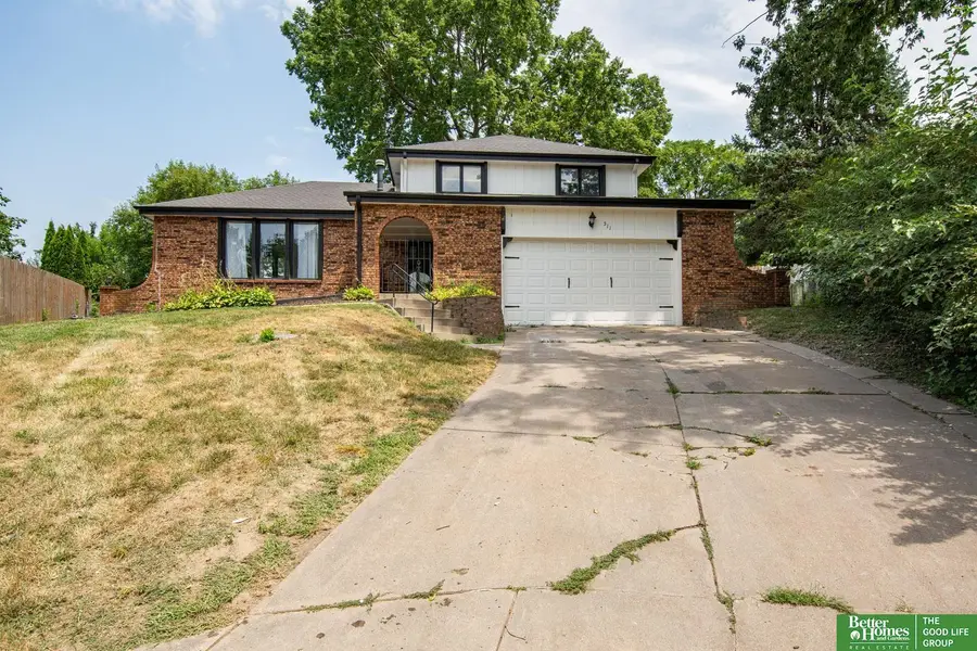 511 S 150th Circle, Omaha, NE 68154 - #2